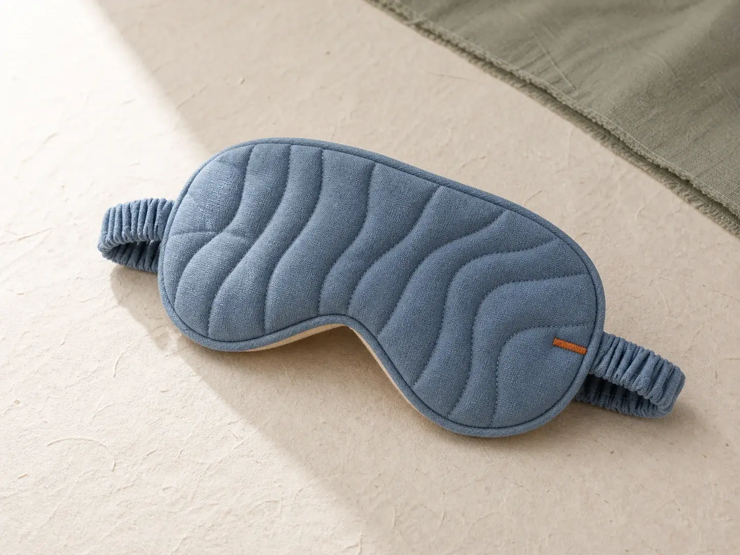 custom cloud blue quilted sleep mask with wave stitching